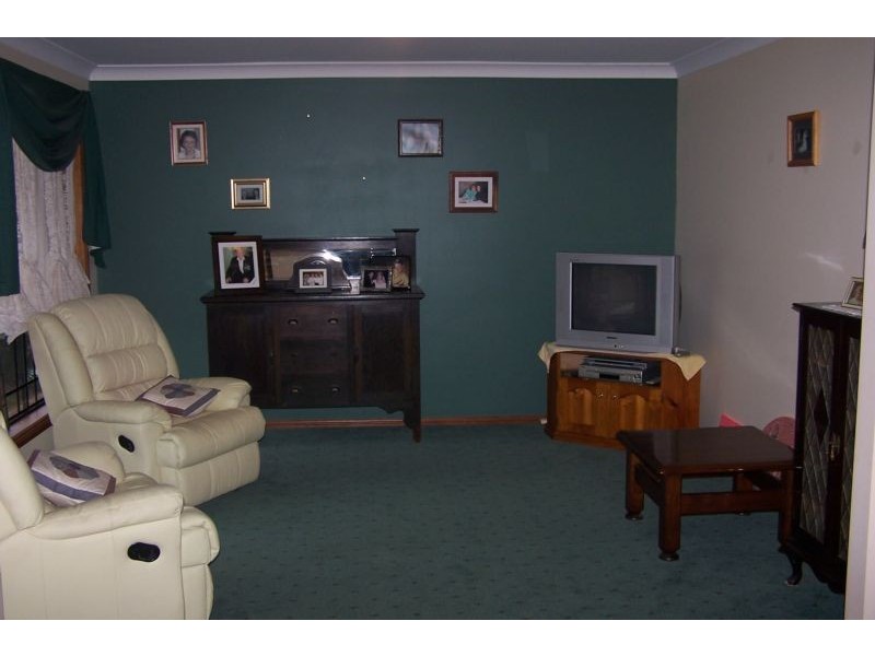 19D Dengate Crescent, Moss Vale NSW 2577