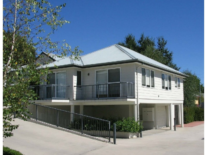 12/ Cnr Mack Street & Arthur Street, Moss Vale NSW 2577