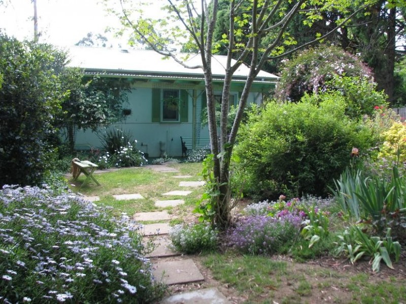 66 Watson Rd, Moss Vale NSW 2577