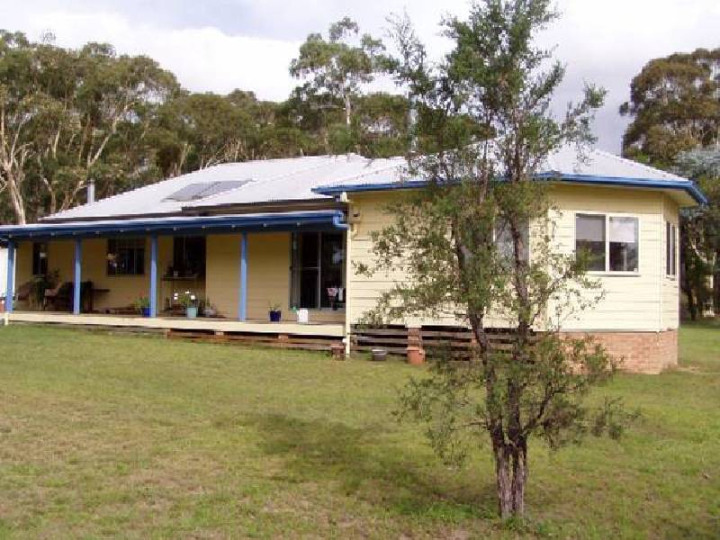 94 Long Point Road, Tallong NSW 2579