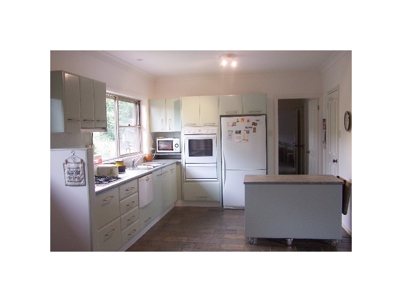 15 Stanley Terrace, Moss Vale NSW 2577