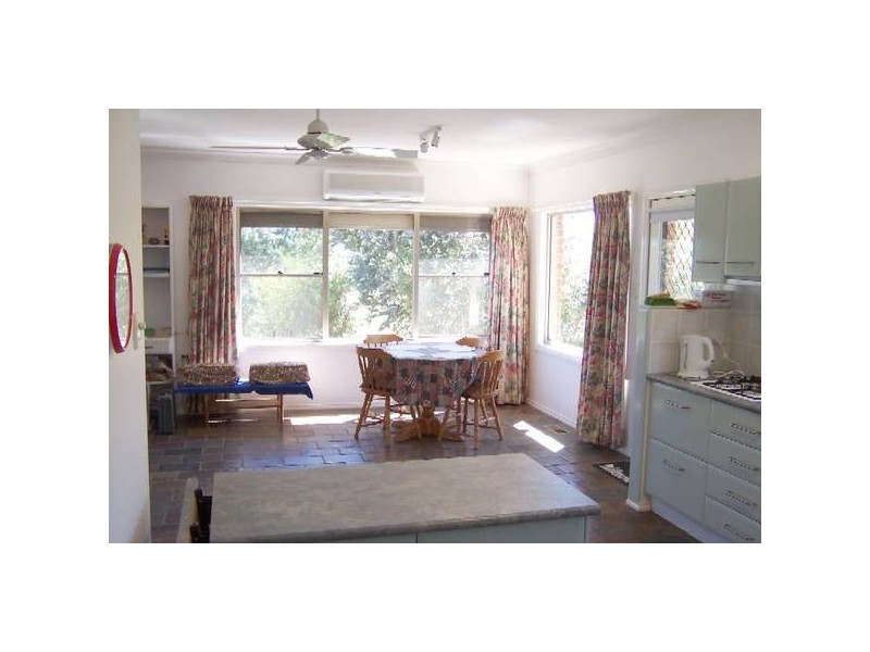 15 Stanley Terrace, Moss Vale NSW 2577