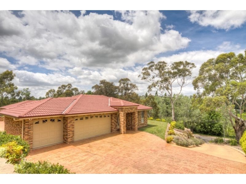 12 Innes Road, Moss Vale NSW 2577