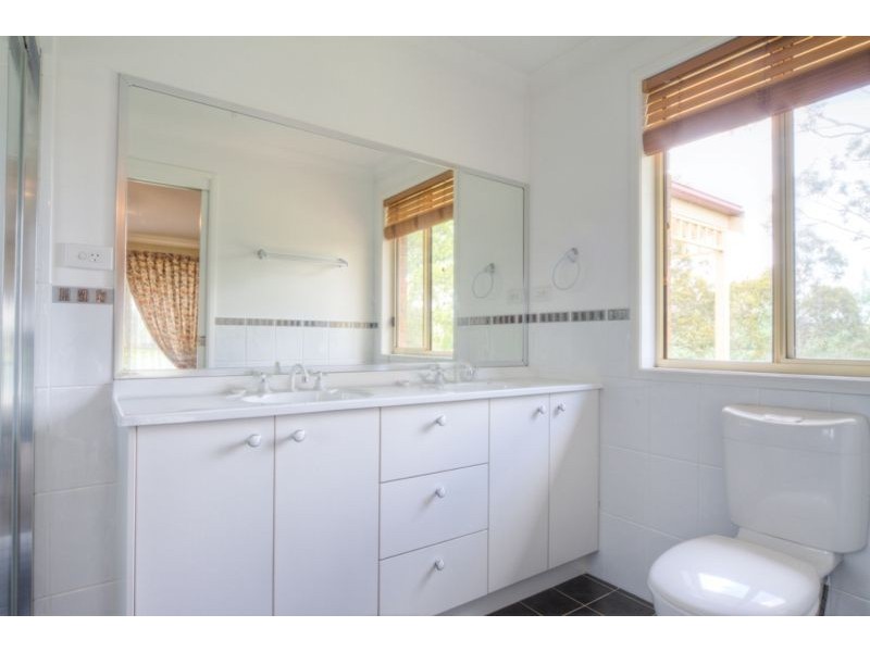 12 Innes Road, Moss Vale NSW 2577