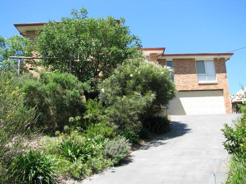 6 Dengate Crescent, Moss Vale NSW 2577