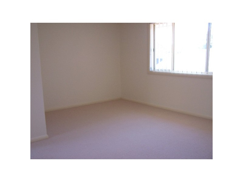 2/11 Mack Street, Moss Vale NSW 2577