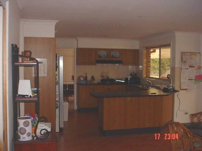 2 Hampton Court, Moss Vale NSW 2577