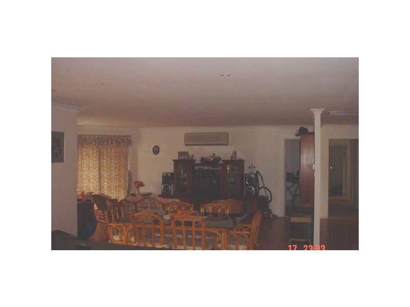 2 Hampton Court, Moss Vale NSW 2577