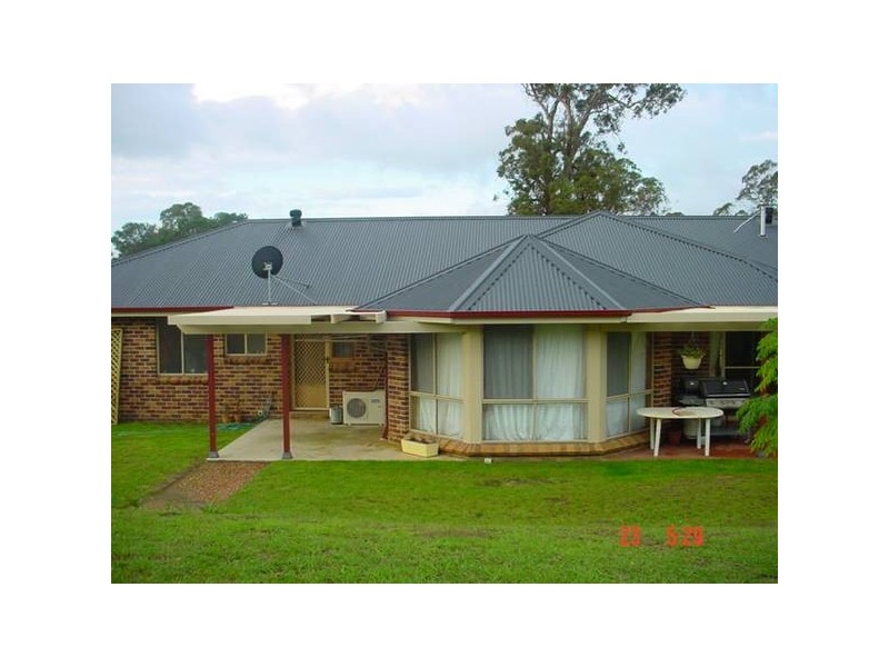 2 Hampton Court, Moss Vale NSW 2577