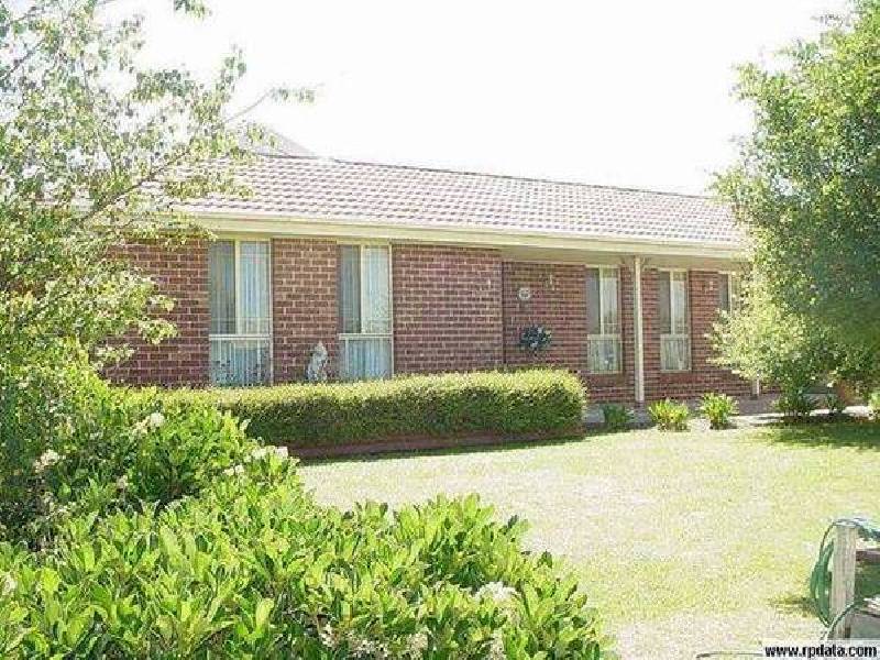 10 Victor Crescent, Moss Vale NSW 2577