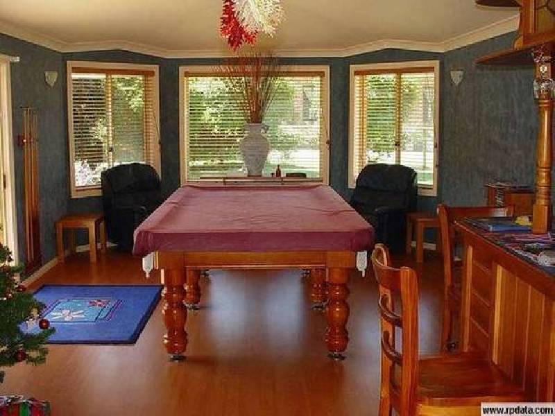 10 Victor Crescent, Moss Vale NSW 2577