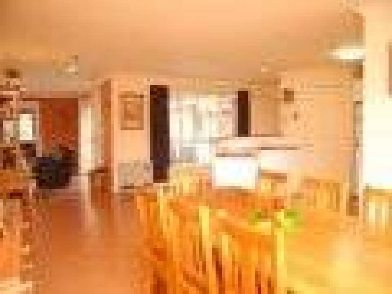 10 Victor Crescent, Moss Vale NSW 2577