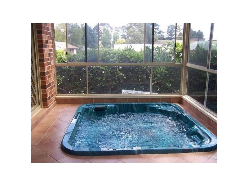 8 Semkin Street, Moss Vale NSW 2577