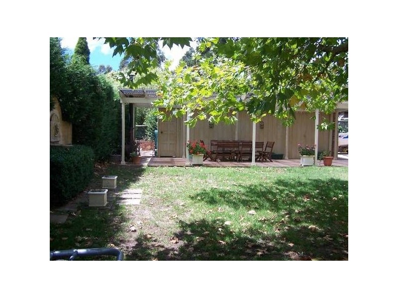 8 Semkin Street, Moss Vale NSW 2577