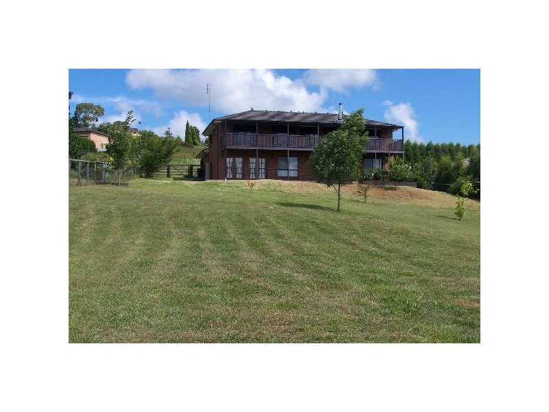 19D Dengate
Crescent, Moss Vale NSW 2577