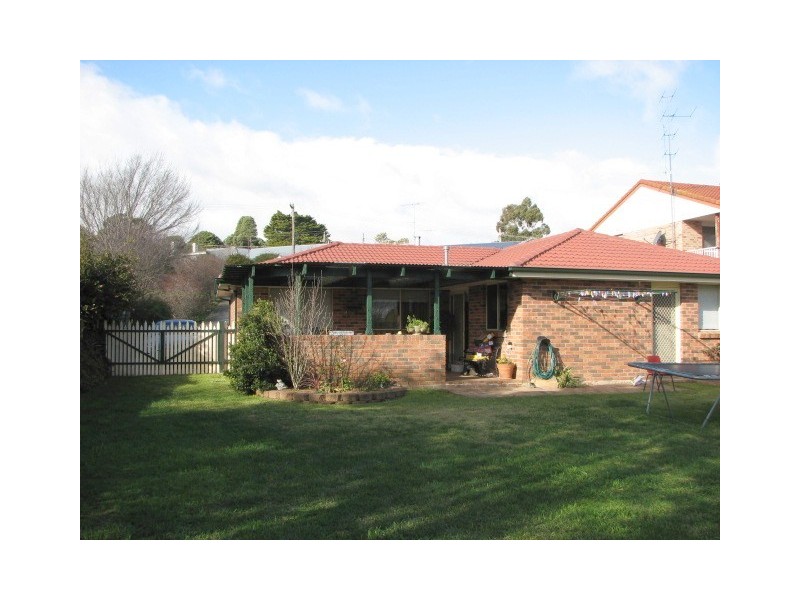 8 Wyatt Street, Moss Vale NSW 2577