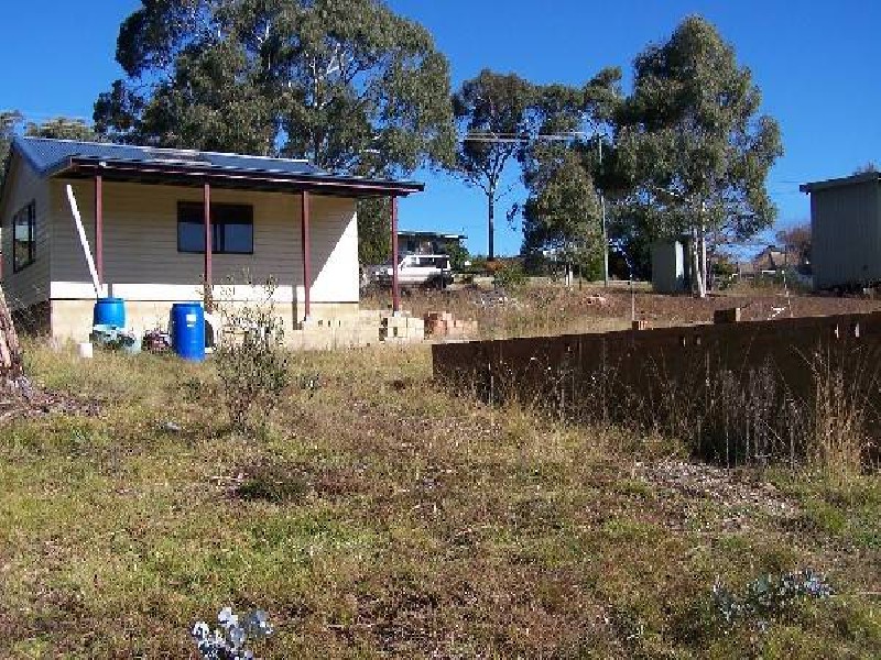 Huon Street, Tallong NSW 2579