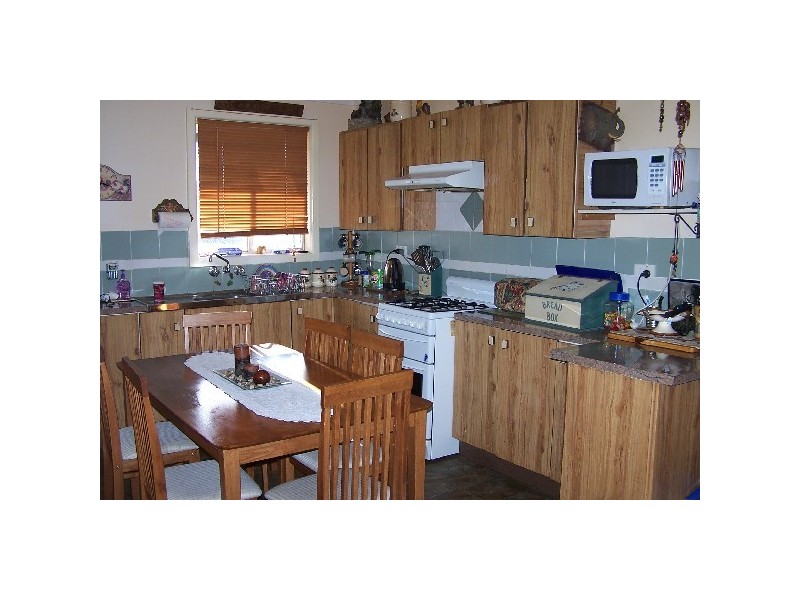 50 Robertson Road, Moss Vale NSW 2577