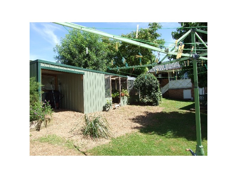 2 Campbell Crescent, Moss Vale NSW 2577