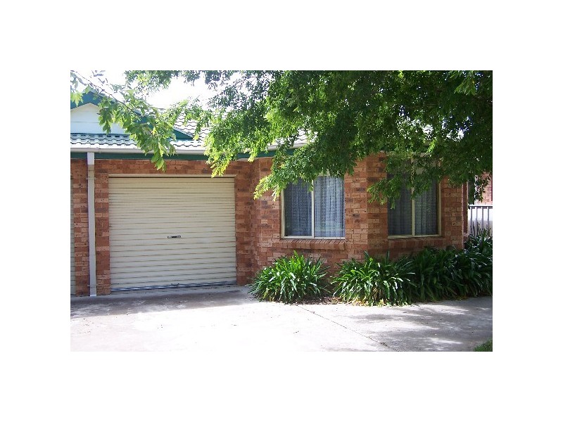 2/24 Koyong Close, Moss Vale NSW 2577