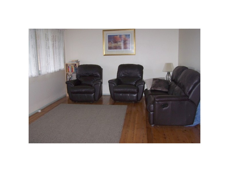 48 Parkes Road, Moss Vale NSW 2577