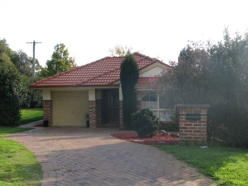 5 Villiers Road, Moss Vale NSW 2577