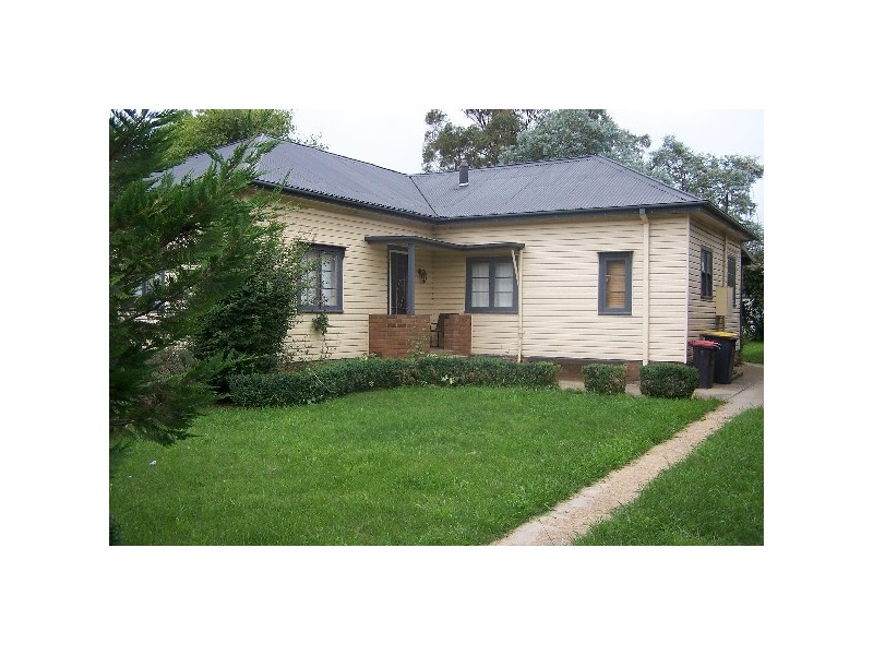 15 Argyle Street, New Berrima NSW 2577