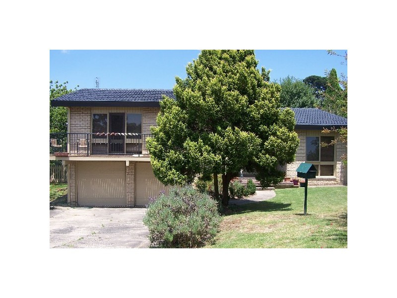 2 Woodville Road, Moss Vale NSW 2577
