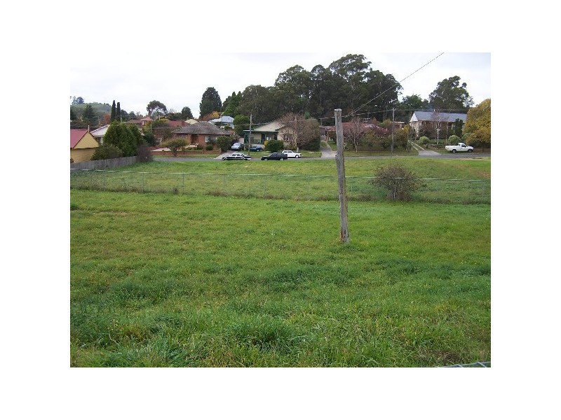 77 Throsby Street, Moss Vale NSW 2577