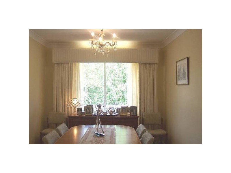 6 Woodville Road, Moss Vale NSW 2577