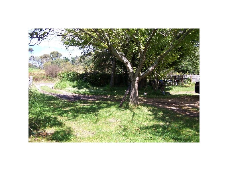 Cnr Mundego St & Sydney Road, Wingello NSW 2579