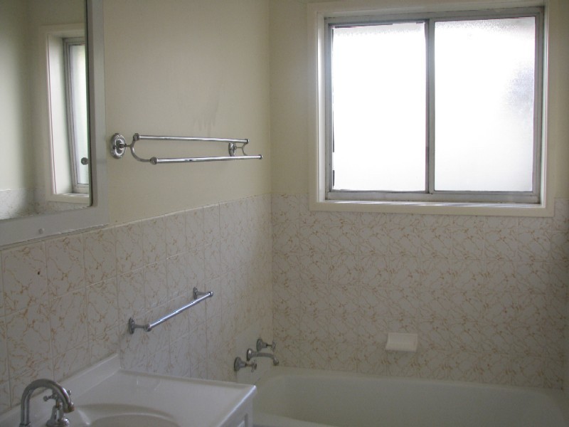 52 Parkes Road, Moss Vale NSW 2577