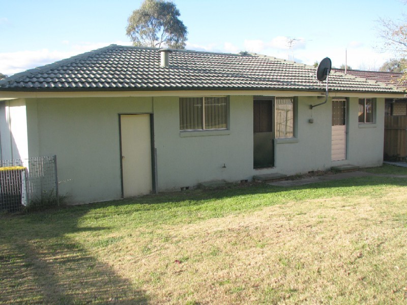 52 Parkes Road, Moss Vale NSW 2577