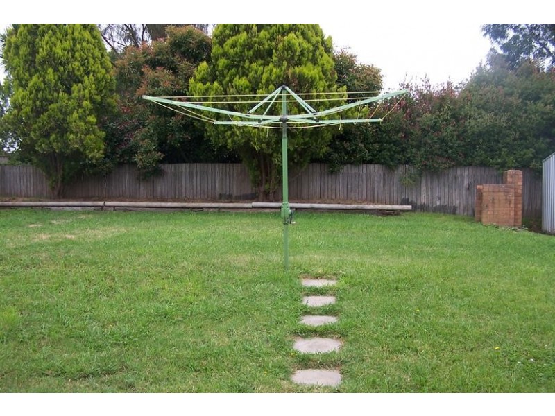 13 Willow Drive, Moss Vale NSW 2577