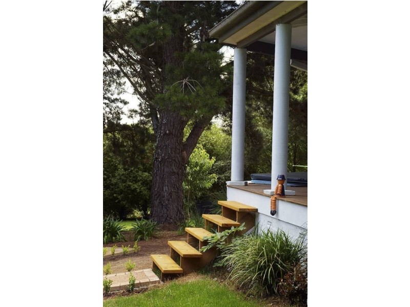 10 Bonnie Glen Road, Bowral NSW 2576