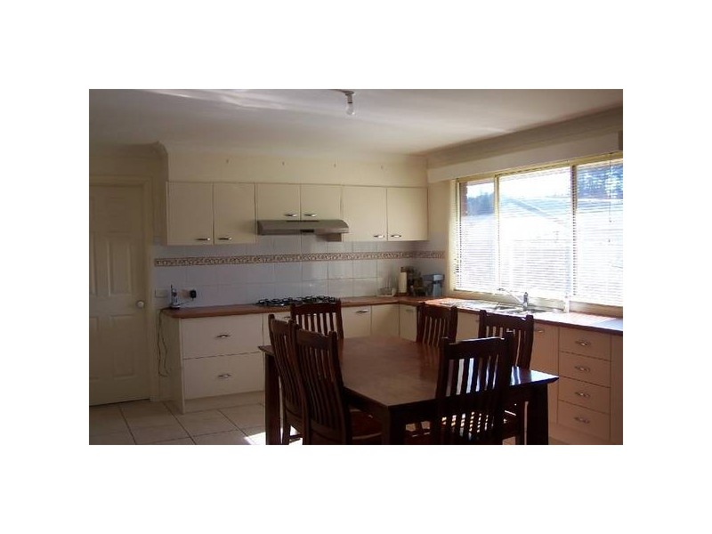 2 Wembley Street, Moss Vale NSW 2577