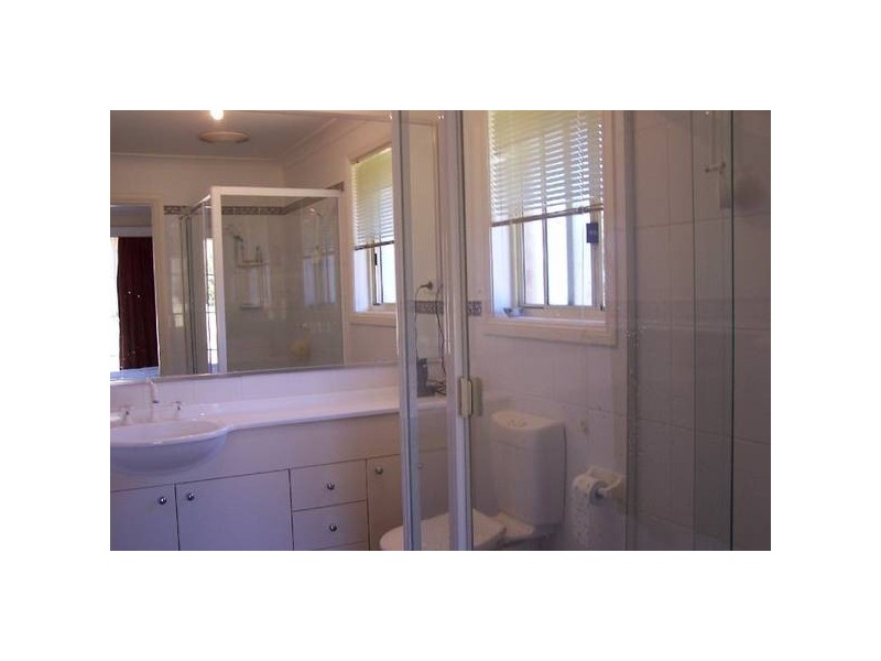 2 Wembley Street, Moss Vale NSW 2577