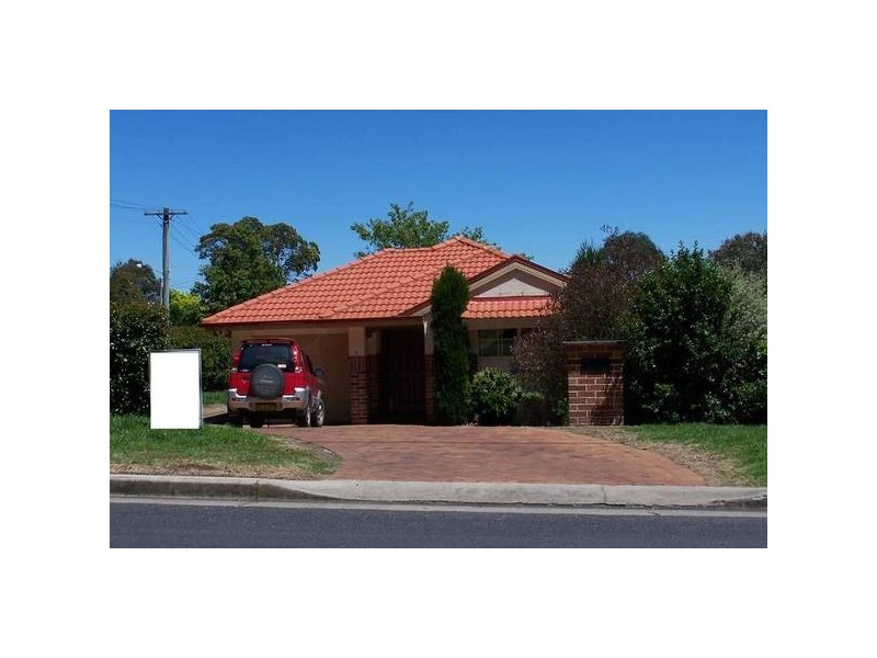 5 Villiers Road, Moss Vale NSW 2577