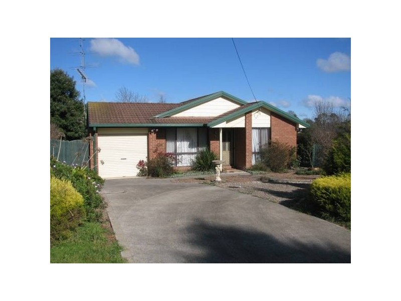 5 Trelm, Moss Vale NSW 2577