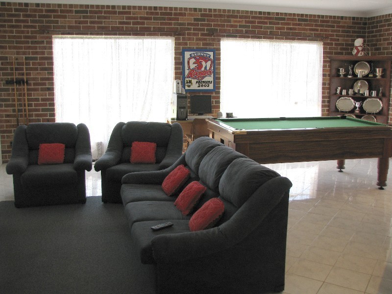 19 Watkins Drive, Moss Vale NSW 2577