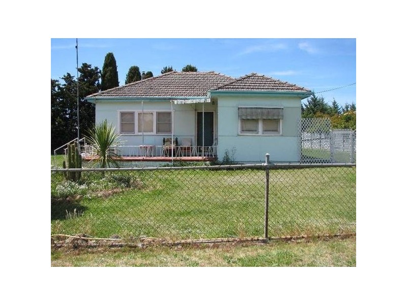 2 Station Street, Marulan NSW 2579