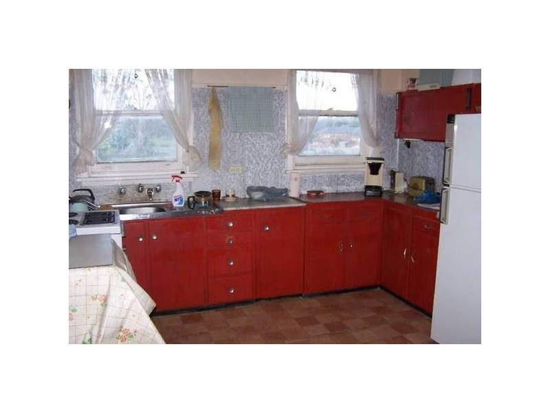 2 Station Street, Marulan NSW 2579