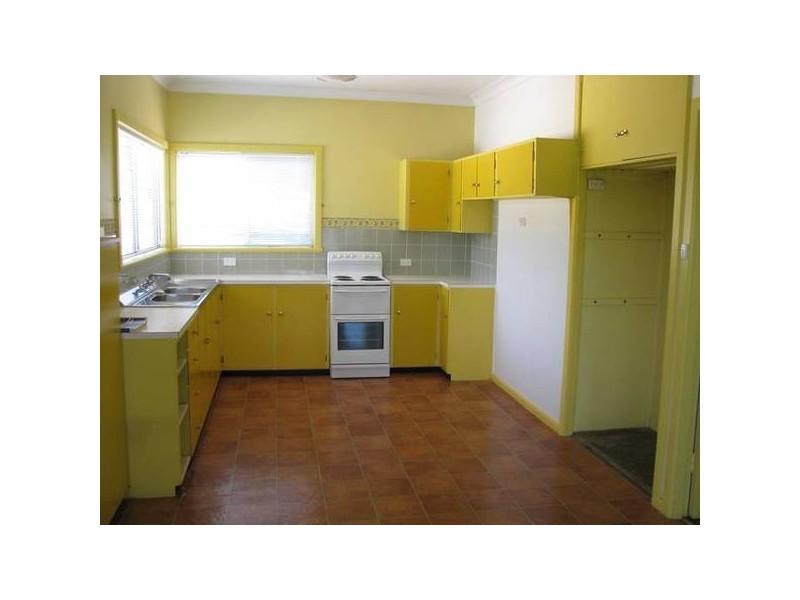 - Throsby Park Road, Moss Vale NSW 2577