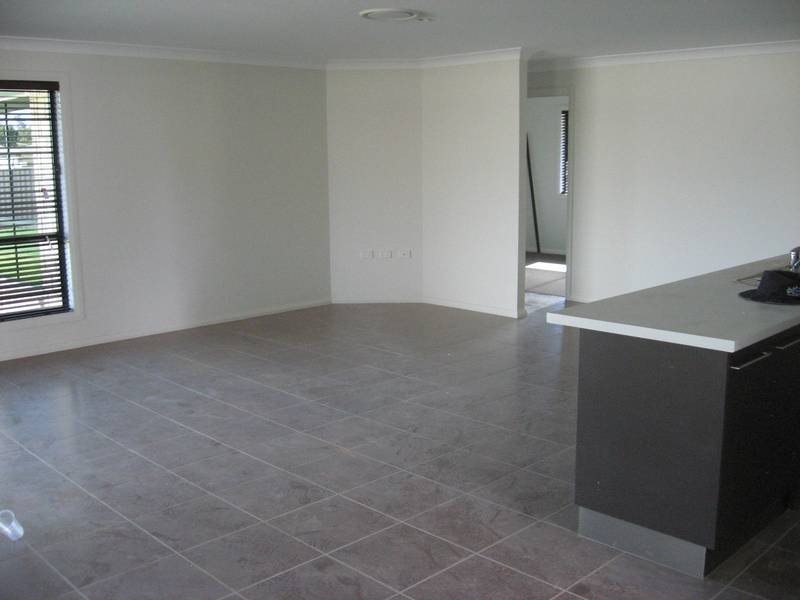 50 Sommerfeld Crescent, Chinchilla QLD 4413