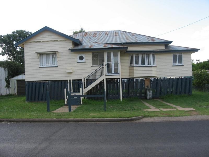 7 First Avenue, Chinchilla QLD 4413