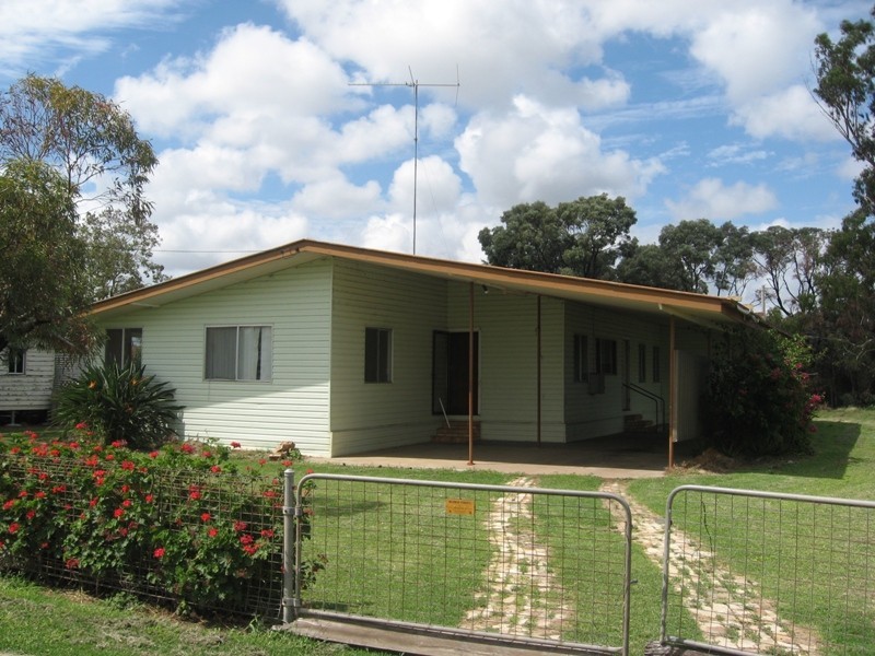 6 Campbell, Brigalow QLD 4412