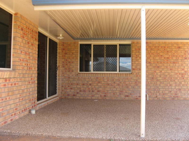 12 Cole Street, Chinchilla QLD 4413