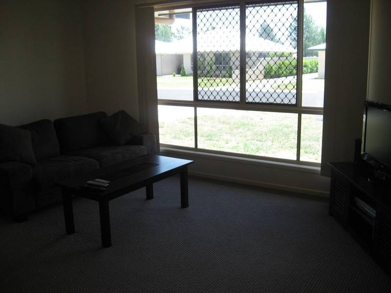 12 Cole Street, Chinchilla QLD 4413