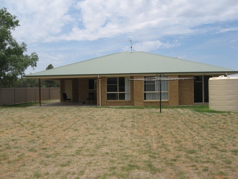 33 Sheridan Street, Chinchilla QLD 4413
