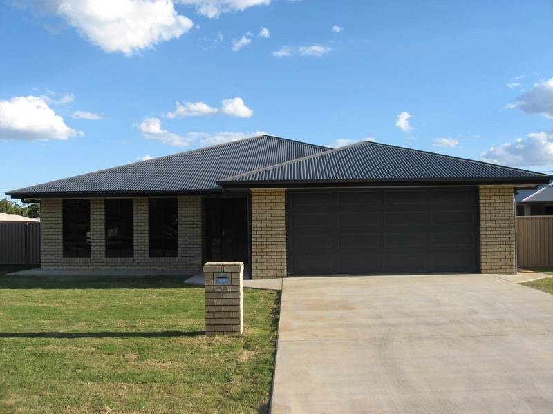 38 Sommerfeld Crescent, Chinchilla QLD 4413